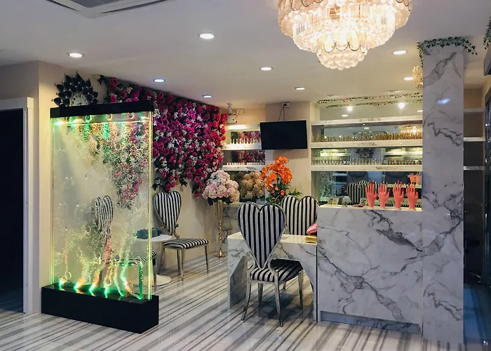 탑 하이 에어포트 링크 호텔, 호텔