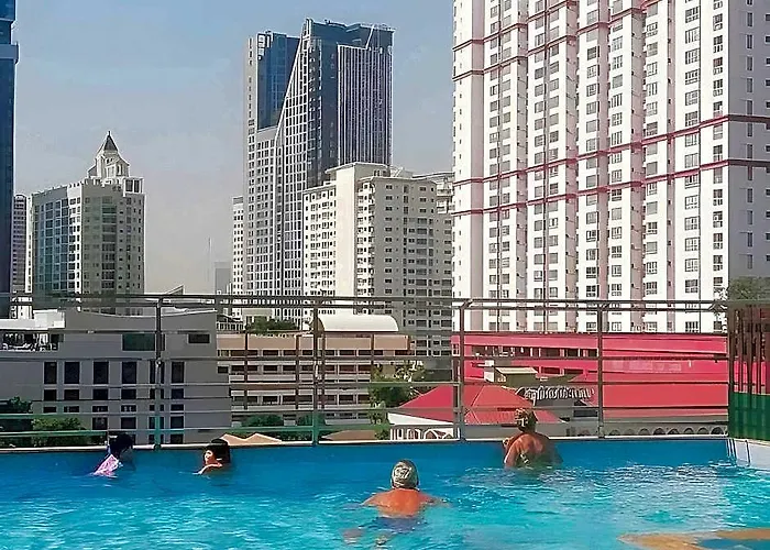 Hotel High Airport Link Hotel, 3*